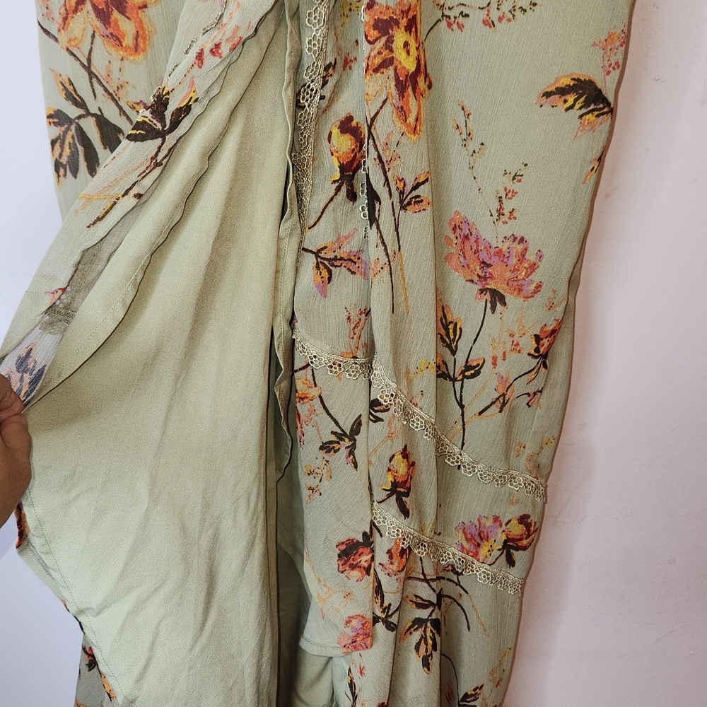 HOPE & IVY Maternity Women’s Floral Circular Sleeve V Neck Empire Waist, size 10 - Picture 5 of 11
